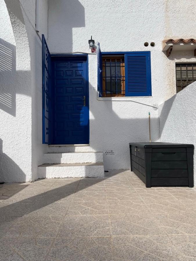 Casa Benita Lejlighed Torrevieja Eksteriør billede