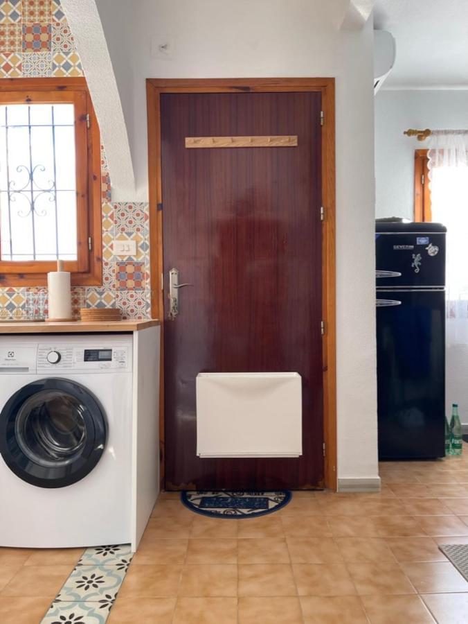 Casa Benita Lejlighed Torrevieja Eksteriør billede
